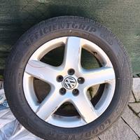 cerchio in lega 17 " con pneumatico per SUV 4x4