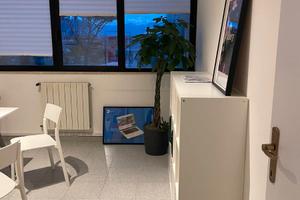 Stanza Grande per professionisti o piccola agenzia