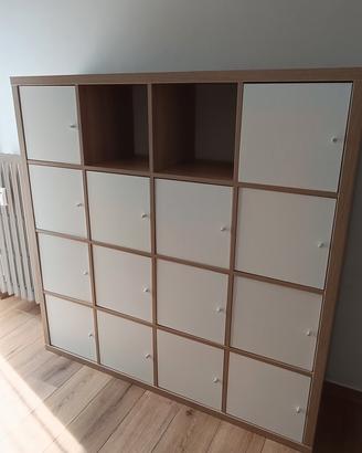 Libreria con cassetti 