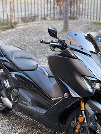 Tmax 560
