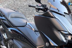 Tmax 560