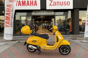 Piaggio Vespa 300 GTS