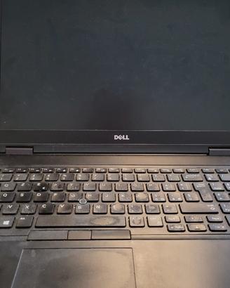 DELL Latitude 5580