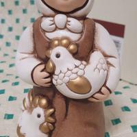 DONNA CON GALLINE - PRESEPE GIUBILEO THUN (GRANDE)