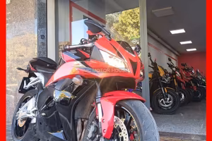 Honda cbr 600 rr .finanziabile.permute.rate