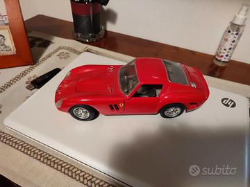 Lotto macchinine 9 sc.1:18, 9 sc.1:24, 8 sc.1:43