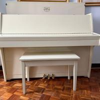 Pianoforte Kawai verticale