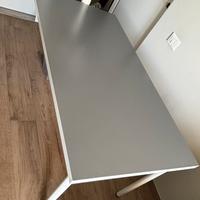 Scrivania ikea LINNMON con gambe ADILS