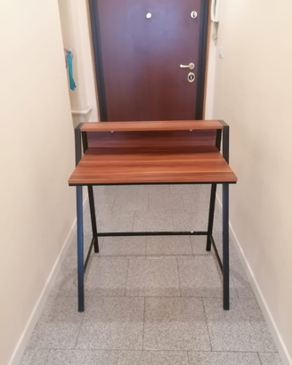 Scrivania doppio ripiano