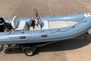 Gommone bwa 480 + suzuki 40cv 4t + carrello