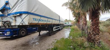 Semirimorchi ribaltabili