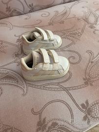Scarpe bimba