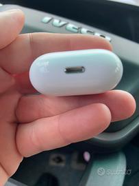 Box apple senza auricolari