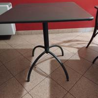 tre tavolini metallo pieghevoli 