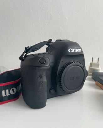 Canon 5D mark IV