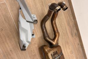 Scarico originale Aprilia RS-Tuono 660