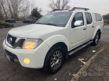 Nissan Navara 3.0 dCi 4 porte Double Cab LE V6