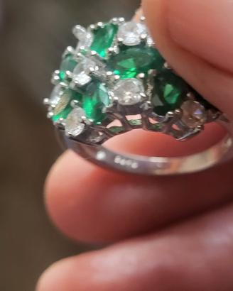 Anello con pietre verde e bianchi argento 925