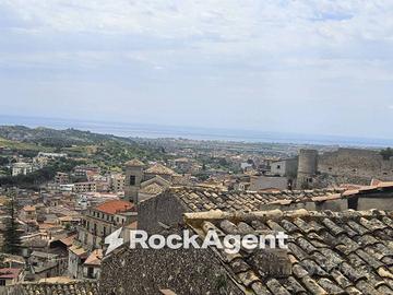 Casa indipendente di 70 m² a Gioiosa Ionica