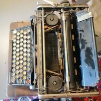 Incantevole macchina da scrivere Olivetti M20 Orig