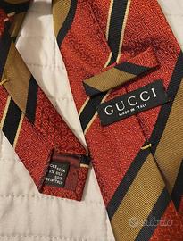Cravatta Gucci