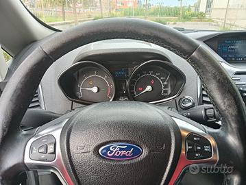 Ford Eco Sport 