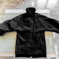 Giaccone donna in tessuto impermeabile colore nero