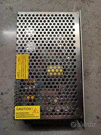 Alimentatore switching 24V 10A
