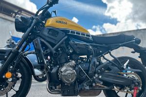 YAMAHA XSR 700 2018 KENNY ROBERTS