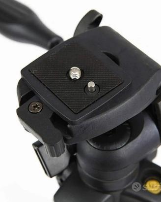 Treppiede per telecamere digitali e fotocamere
