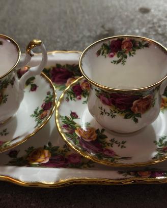 Set tazze piattini vassoio Royal Albert