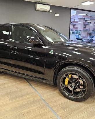 Alfa Romeo Stelvio 2.9 Bi-Turbo V6 510 CV AT8 Quad