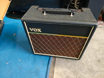 amplificatore vox x strumenti 