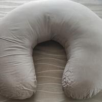 Cuscino da allattamento e gravidanza