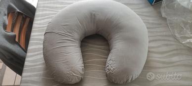 Cuscino da allattamento e gravidanza