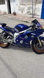 Yamaha YZF R6 - 2003