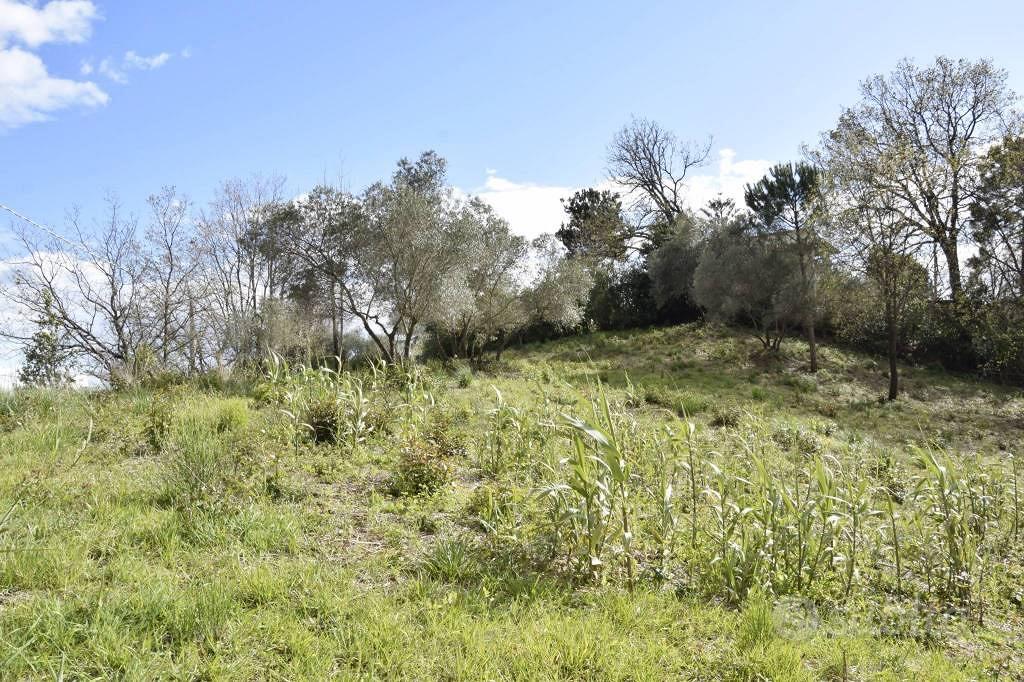 Terreno di 1845 m² a Minturno - Altro