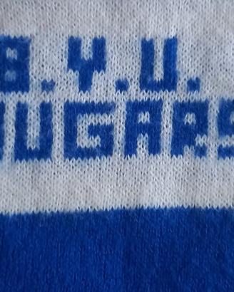 Sciarpa con scritte B.Y.U. COUGARS in blu su sfond