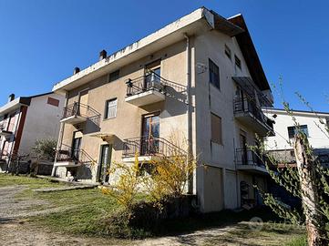 4 LOCALI A CUMIANA