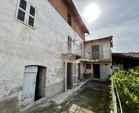 CASA SEMINDIPENDENTE A CASTELL'ALFERO