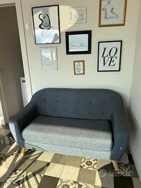 Comodo Divano Due Posti