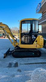 Escavatore KOMATSU PC27R