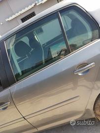 Porta posteriore sx vw golf 5