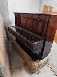 Pianoforte verticale 
