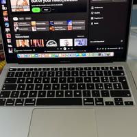 Macbook air 13’  con processore M1