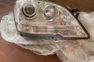 Faro anteriore destro XENON mercedes  ML 350