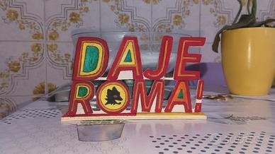 Gadgets in legno Daje Roma 