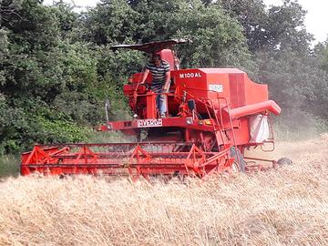 Mietitrebbia laverda  M 100 AL