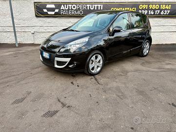 Renault Scenic X-Mod 1.5 dci Luxe 110cv