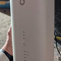 HUAWEI GIGACUBE-7820 MODEM ROUTER 4G / 4G++ LTE